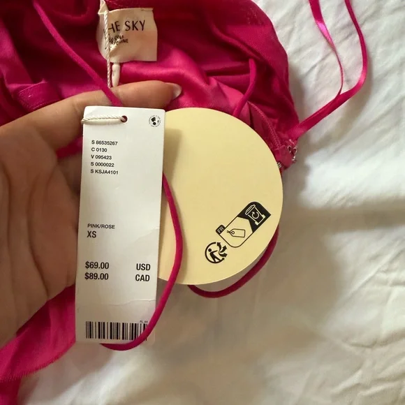 Urban Outfitters Pink Ruched dress - Picture 2 of 2